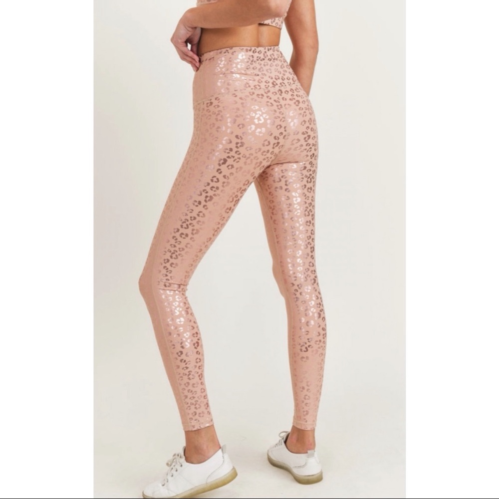 RESTOCK- Leopard Shimmer Foil Leggings